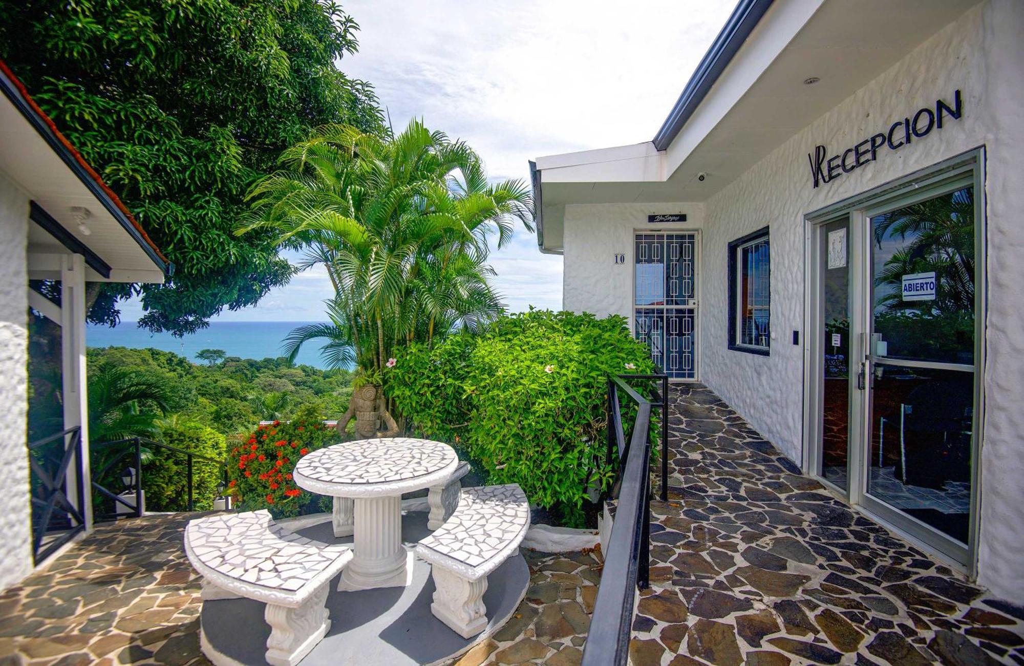 Villa Roca Boutique Resort & Suites - Adult Only Manuel Antonio Exterior photo