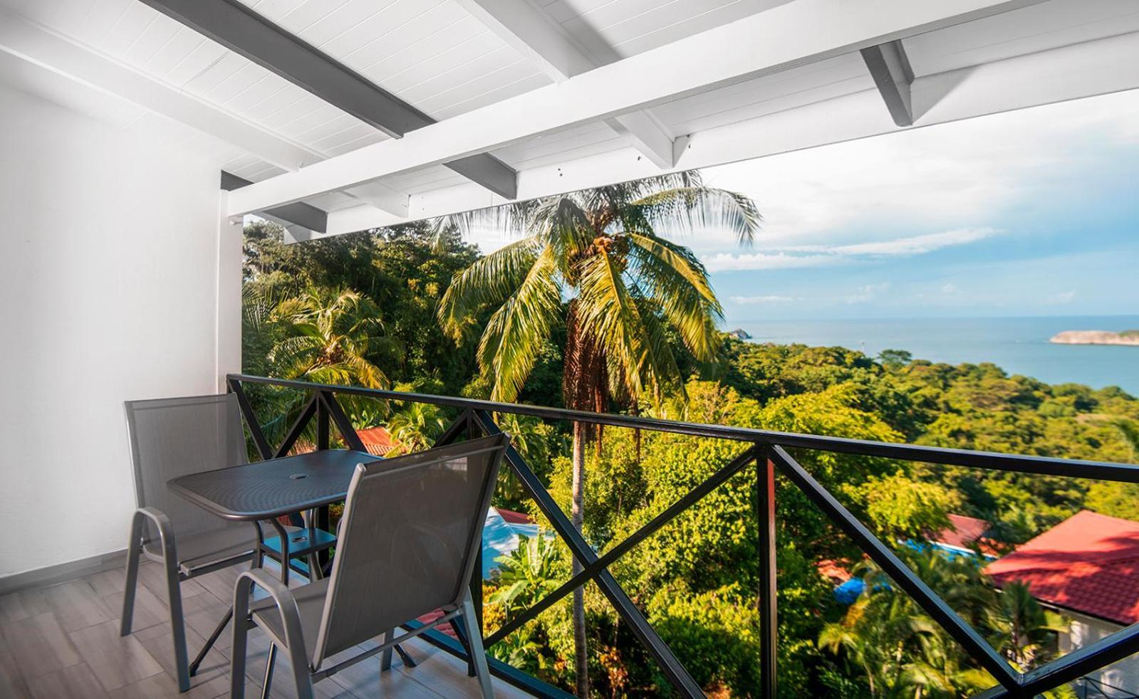 Villa Roca Boutique Resort & Suites - Adult Only Manuel Antonio Exterior photo